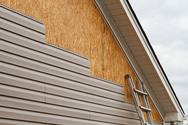 24/7 Emergency Siding Replacement experts in Falcon, NC